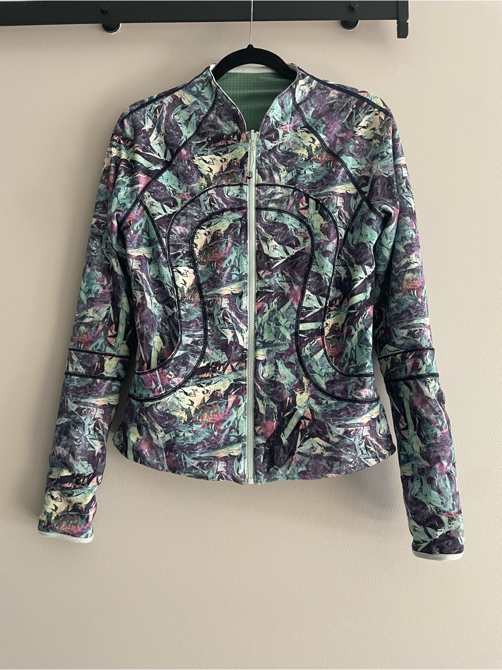 Lululemon Find Your Bliss Reversible Jacket
